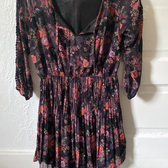 American Rag Dress - Picture 4 of 9